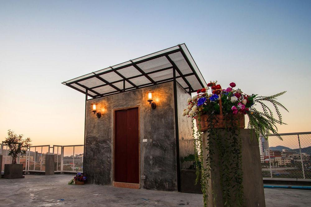Paksaa Boutique Hotel Patong Exterior photo