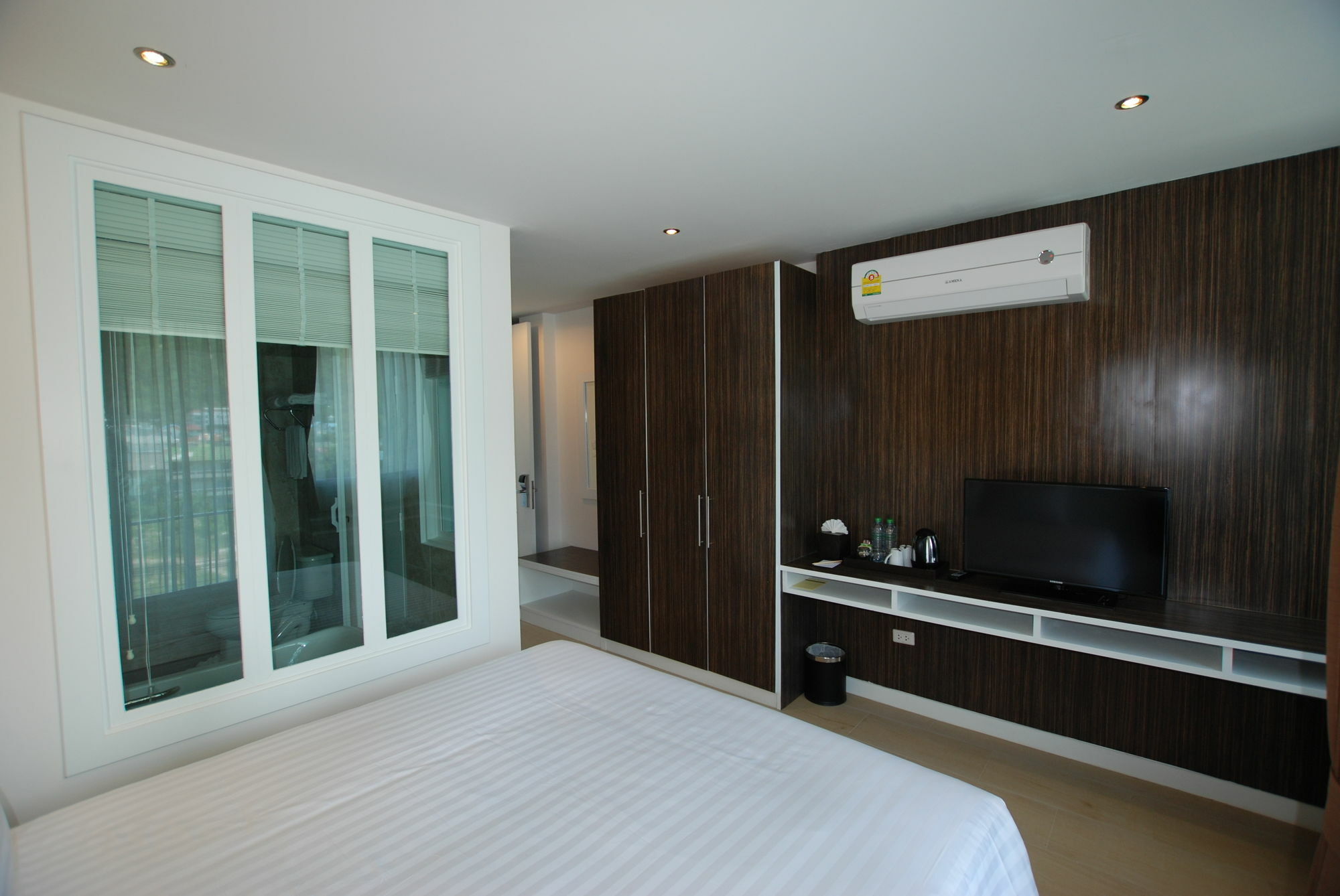Paksaa Boutique Hotel Patong Exterior photo